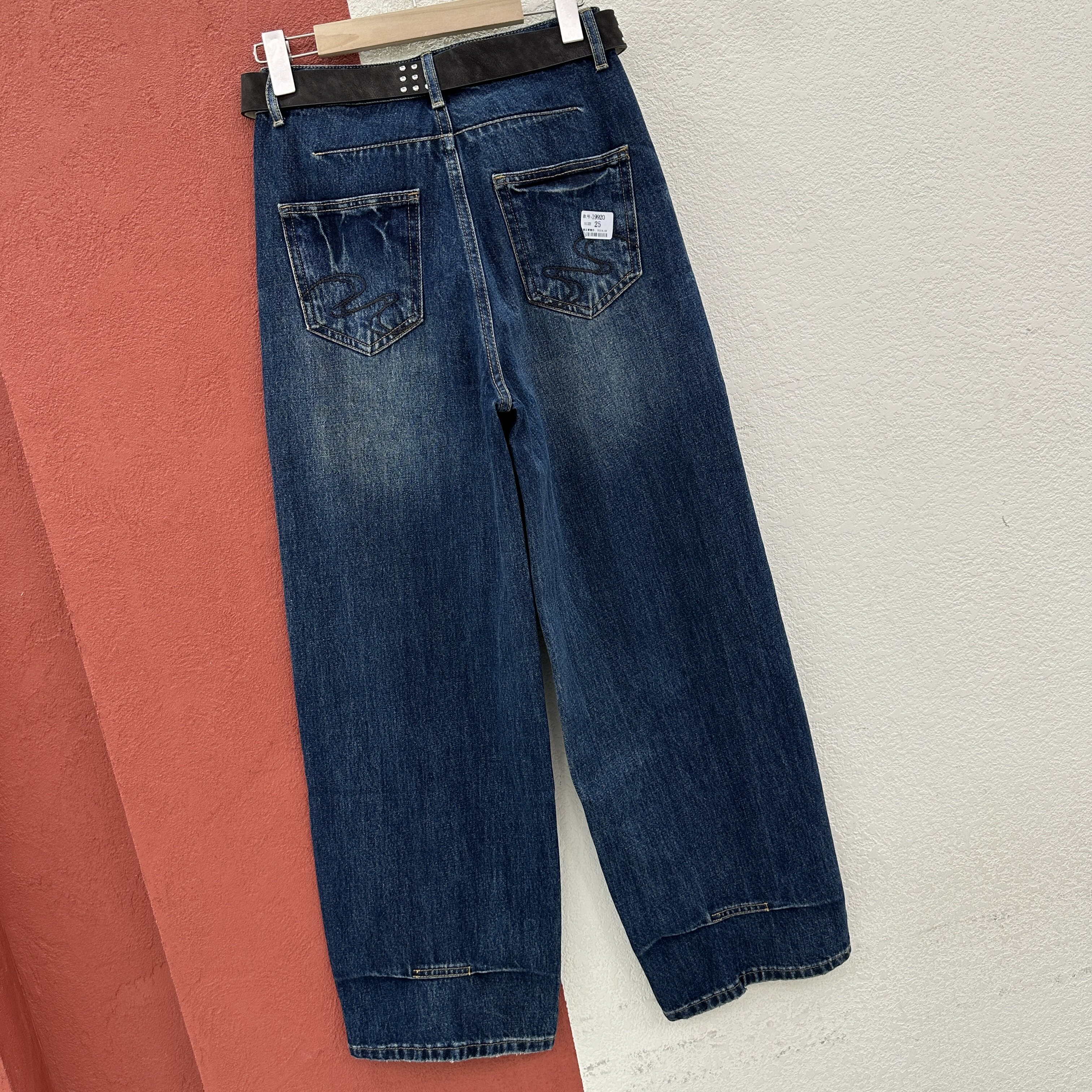 2026秋款JEANS倩小妞19920牛仔裤女高腰显瘦弯刀裤拖地裤刺绣长裤