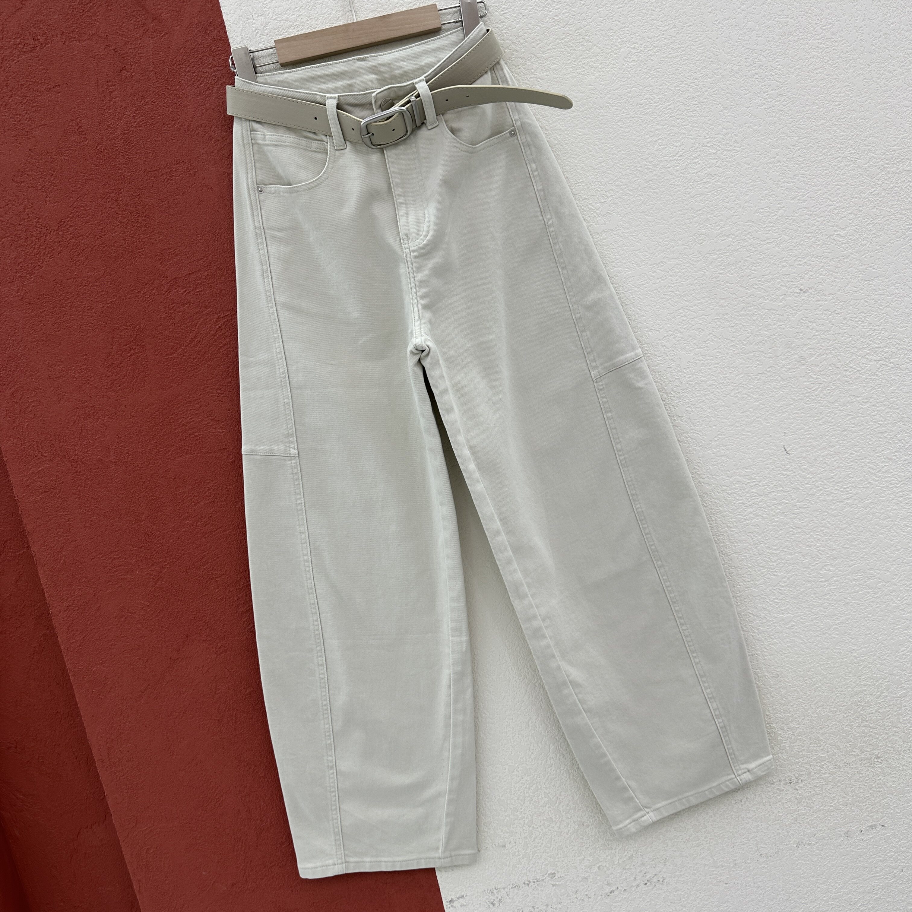 2026春款Q FASHION JEANS酷希莱61201牛仔裤女高腰显瘦弯刀裤长裤