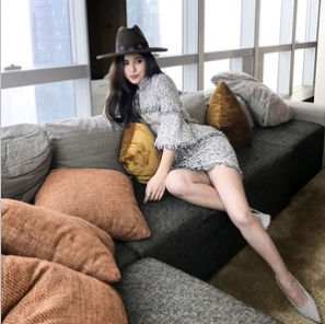Forevercan新春新款 粗呢七分袖高腰包臀半高领显瘦连衣裙女