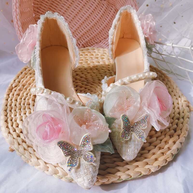 中跟百搭粉色洛丽塔尖头花嫁鞋