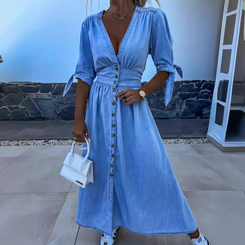 韩系浅蓝V领排扣收腰牛仔连衣裙女温柔风显瘦 button denim dress