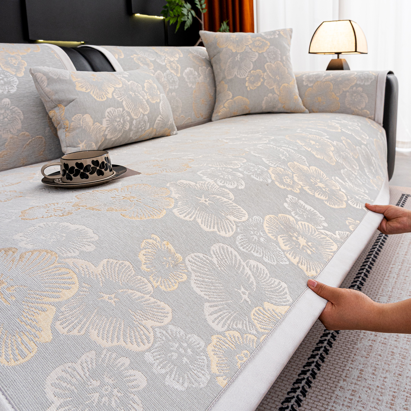 2025新款四季通用沙发垫轻奢防滑