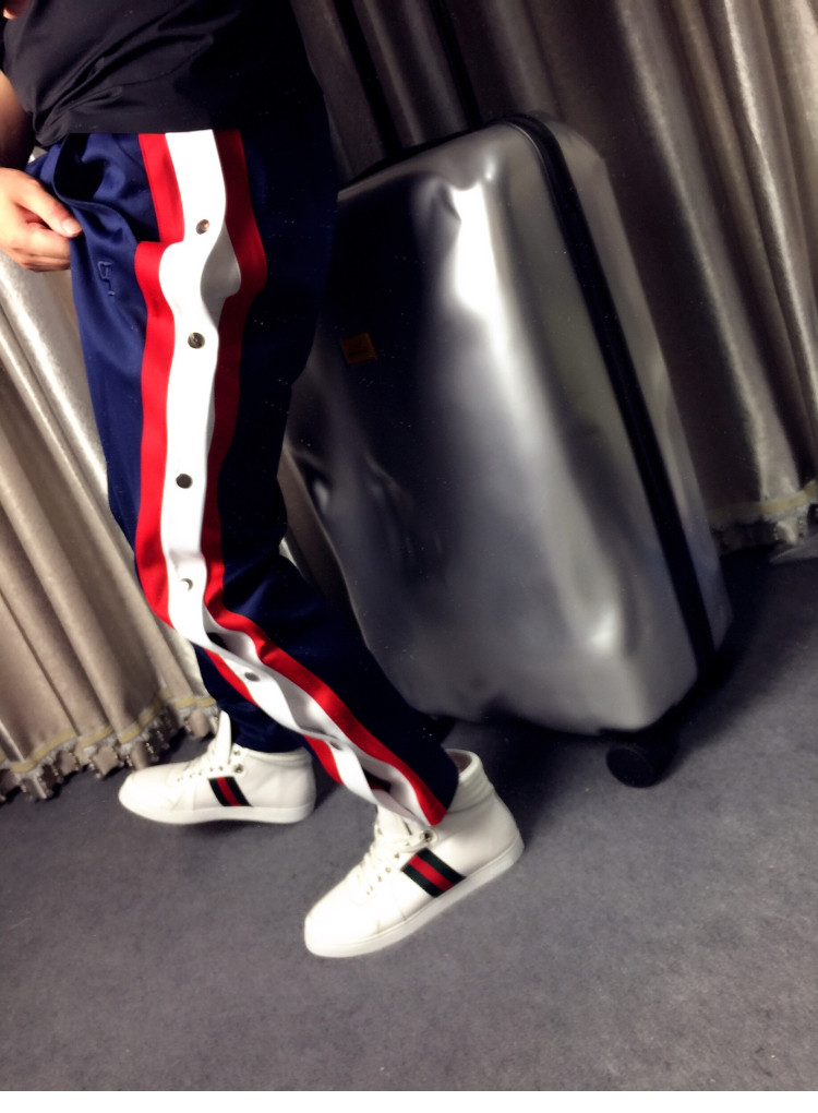 裂出品 春夏季薄款運動風男士長褲子寬松跑步直筒休閑衛褲側排扣在類目 男裝, 休閒褲中 - 來自Buy2taobao.com提供專業的淘寶代購服務