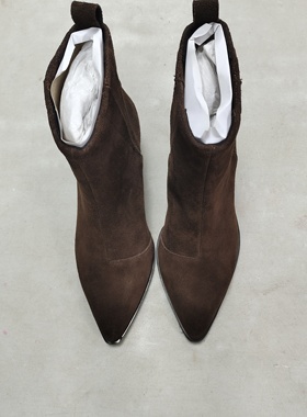 KEMETH COIE 2025年秋冬新款尖头粗跟真皮短靴女靴子欧美风通勤