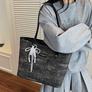 高级感黑色大容量上班通勤包托特包女款2025新款潮百搭单肩包大包