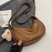 美拉德小众饺子包斜挎包2025新款 潮时尚 百搭复古小众通勤单肩包