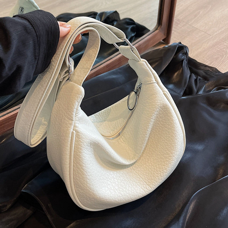 休闲简约柔软荔枝纹饺子包女2025新款潮时尚百搭单肩斜挎包小包包