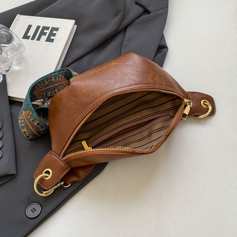 复古休闲宽肩带小众胸包小包包2025新款潮时尚百搭简约网红单肩包,箱包皮具/热销女包/男包,胸包,淘宝优惠券,粉丝福利购,淘宝优惠卷