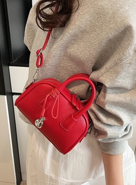 超火小众荔枝纹红色包包女款手拎斜挎包2025新款时尚ins保龄球