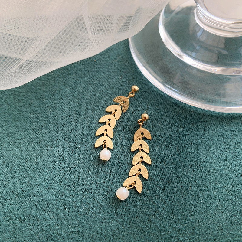 S925银针韩国小巧chic创意金属树叶耳钉个性百搭珍珠耳环女耳夹潮