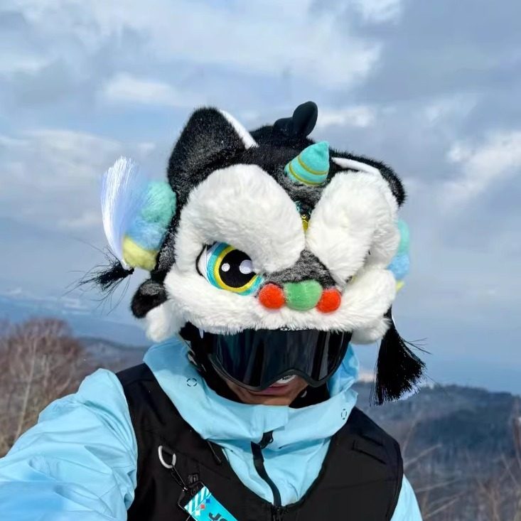 醒狮头盔套毛绒滑雪电动摩托车骑行头盔套可爱保暖帽子饰配护耳,摩托车/装备/配件,头盔饰配,淘宝优惠券,粉丝福利购,淘宝优惠卷