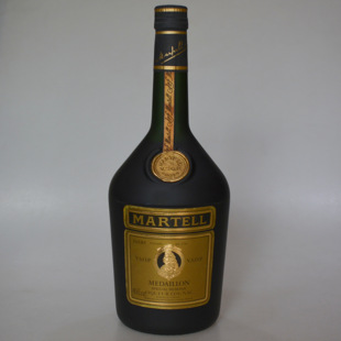 老洋酒收藏80年代金牌马vsop干邑白兰地1130ml旧版 40度无盒1.13升