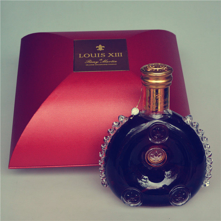 老洋酒收藏 法国人头马路易十三干邑白兰地700ml旧版40度贝壳礼盒