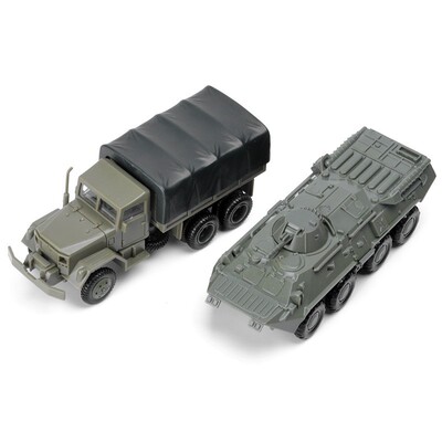 4D模型1:72M35卡车BTR80装甲车拼装军事模型儿童玩具战车场景沙盘