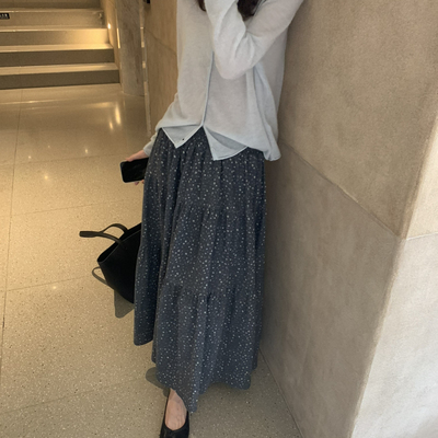 AT THE BRUSH-秋上新灰调星花三层拼接半身裙K68021