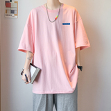 粉红色