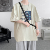 淡绿色
