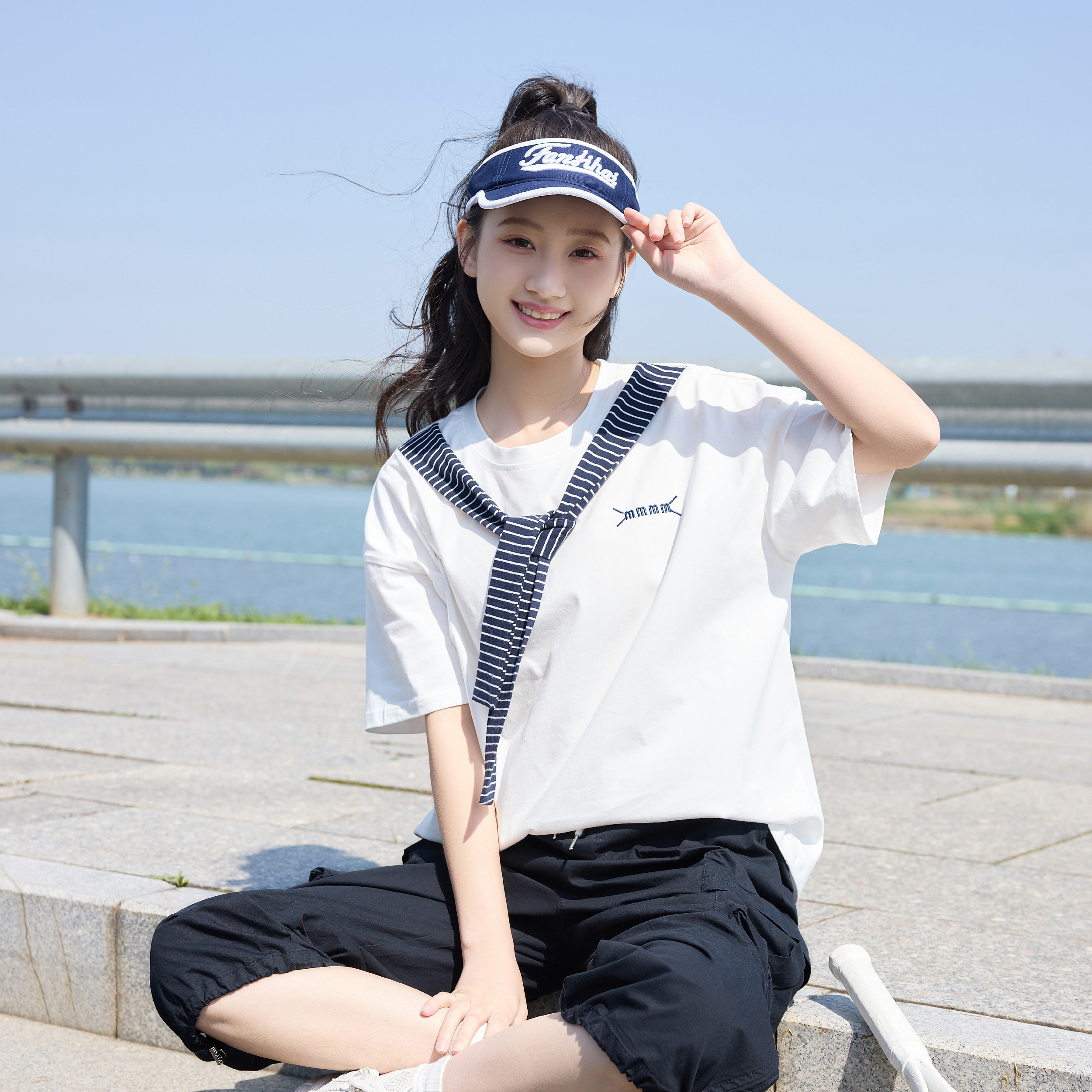 雪诗恋初中生少女夏装休闲运动套装学院海军风夏季短袖T恤两件套