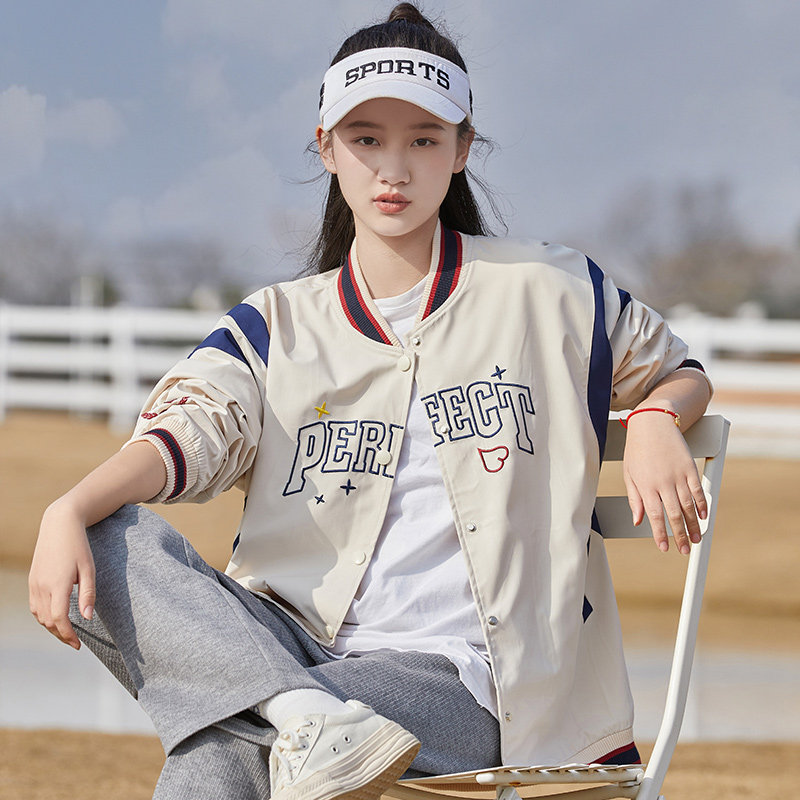 秋冬款棒球服外套休闲初中生少女2025年新款14岁学院风高中生夹克