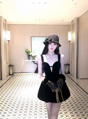 天鹅er 【晚宴小黑裙】气质公主黑色高腰时尚连衣裙E25Q10559