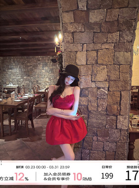 项天鹅er 红色吊带连衣裙女2026早春新款高级感a字裙新年战袍裙子