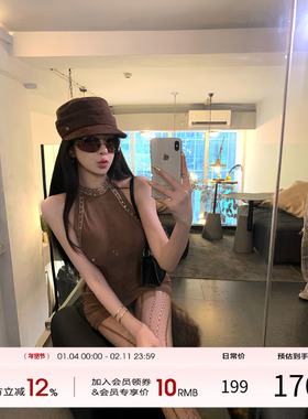 项天鹅er 御姐挂脖连衣裙女2025冬季新款性感包臀裙辣妹收腰裙子