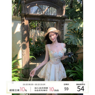 项天鹅er 碎花吊带连衣裙女2026早春新款法式印花a字裙抹胸裙子