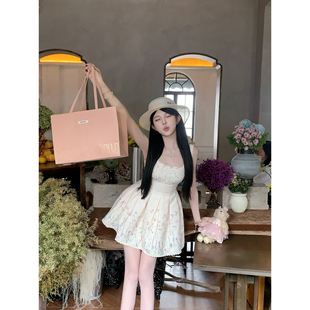 夏季 气质显瘦短款 连衣裙E25Q2352 画廊少女 天鹅er