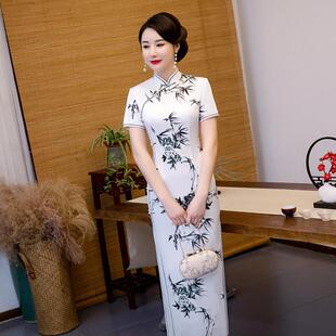 2026新中式 水墨走秀演出丝绸端庄大气改良旗袍妈妈中国风优雅港派