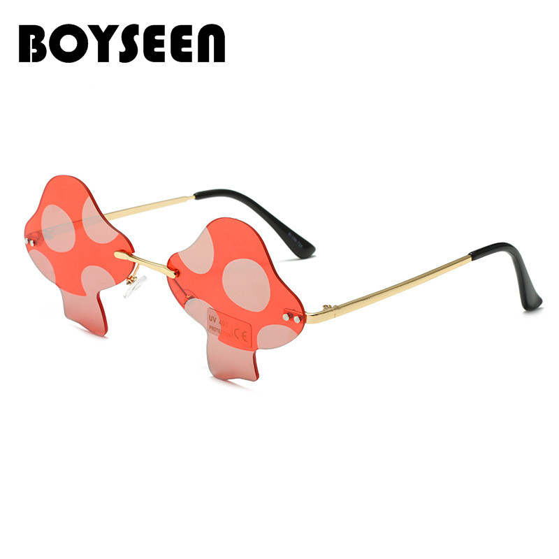 个性可爱蘑菇形状眼镜凹造型