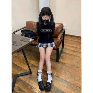 JK制服学院风黑色套头针织衫毛衣秋冬叠穿百搭黑板报格裙一整套装