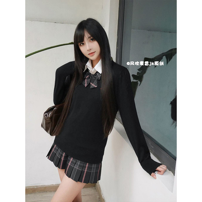 jk制服原创套装新款德兰西格裙学院风百搭V领套头针织衫宽松毛衣