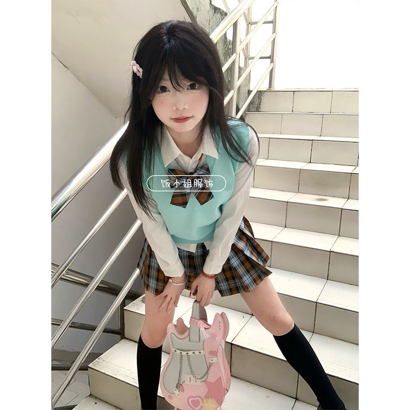 秋刀鱼/原创jk制服套装早秋学院风针织马甲背心衬衫叠穿格裙套装图片