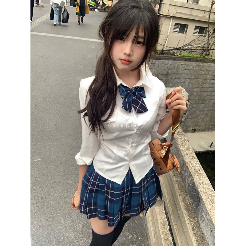 纯欲风收腰衬衫日系学院风修身显瘦白衬衣校供感学姐穿搭格裙套装