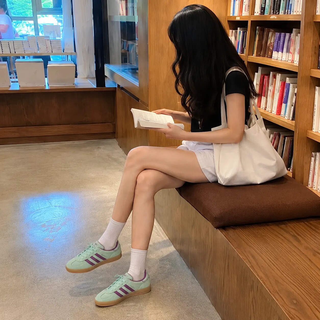 ADIDAS/阿迪达斯时尚百搭简约复古运动休闲低帮德训T头板鞋JS1405