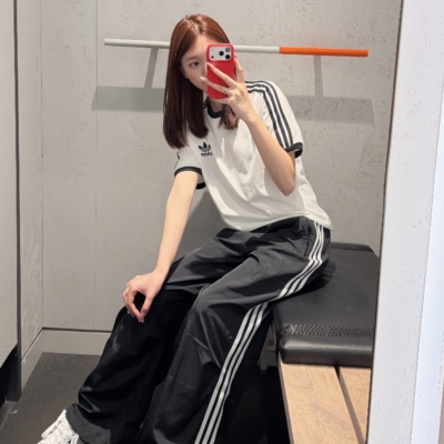 adidas/阿迪达斯三叶草条纹舒适透气柔软短袖T恤白色KB2460