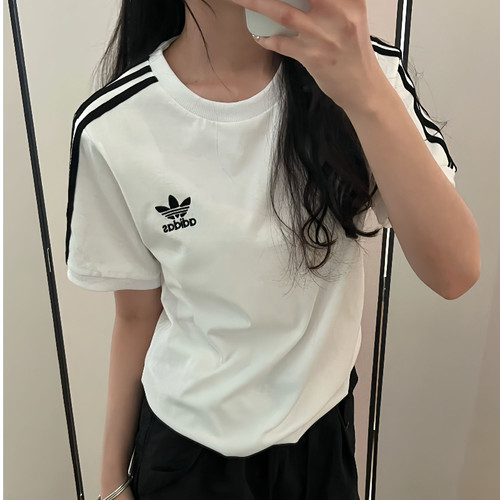 阿迪达斯三叶草刺绣StripesTee经典三条纹短袖袖T恤GN2913