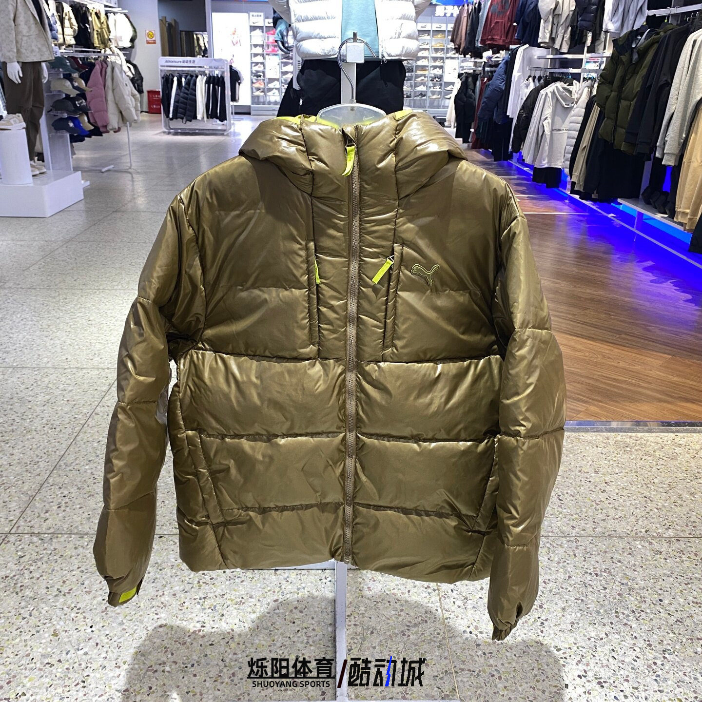 PUMA彪马冬季新款男子保暖舒适休闲运动夹棉服连帽外套635730-69