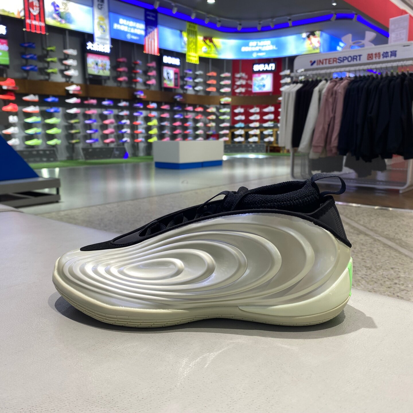 Adidas阿迪达斯篮球鞋男鞋女鞋HARDEN VOLUME 10缓震运动鞋JQ9453 - 实物图