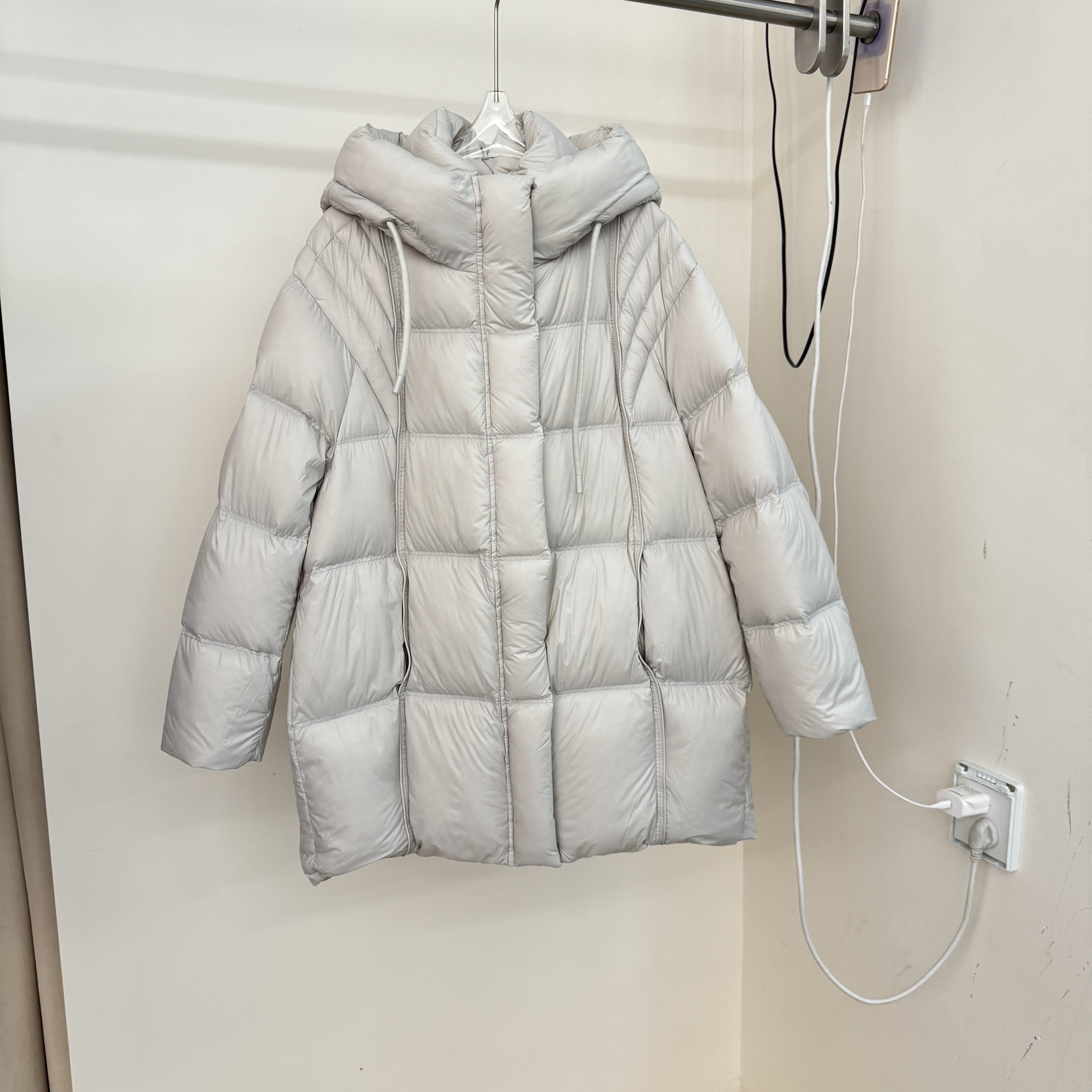 泡芙连帽加厚豆腐块羽绒服女中长款冬季新款90白鸭绒高品质外套潮