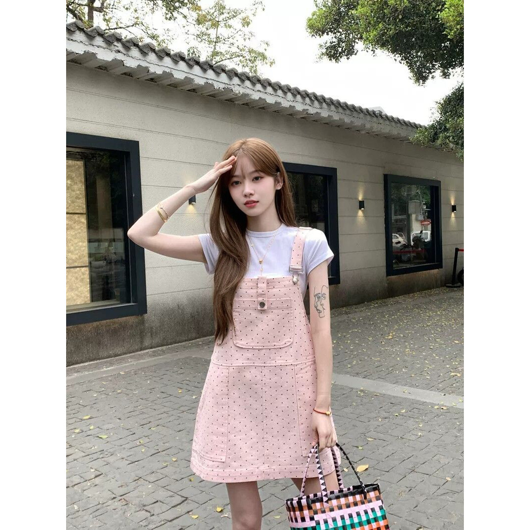 甜美背带短裙宽松显瘦连衣裙减龄