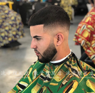 160cm金色出口欧美加大防水理发围布barber shop cape