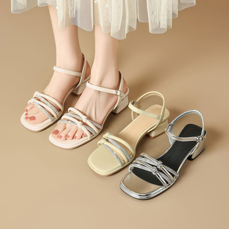 ZHR方头粗跟凉鞋女通勤时装夏新款百搭一字带高跟ins水钻外穿凉鞋