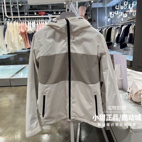 李宁女子2024冬运动风衣冲锋衣