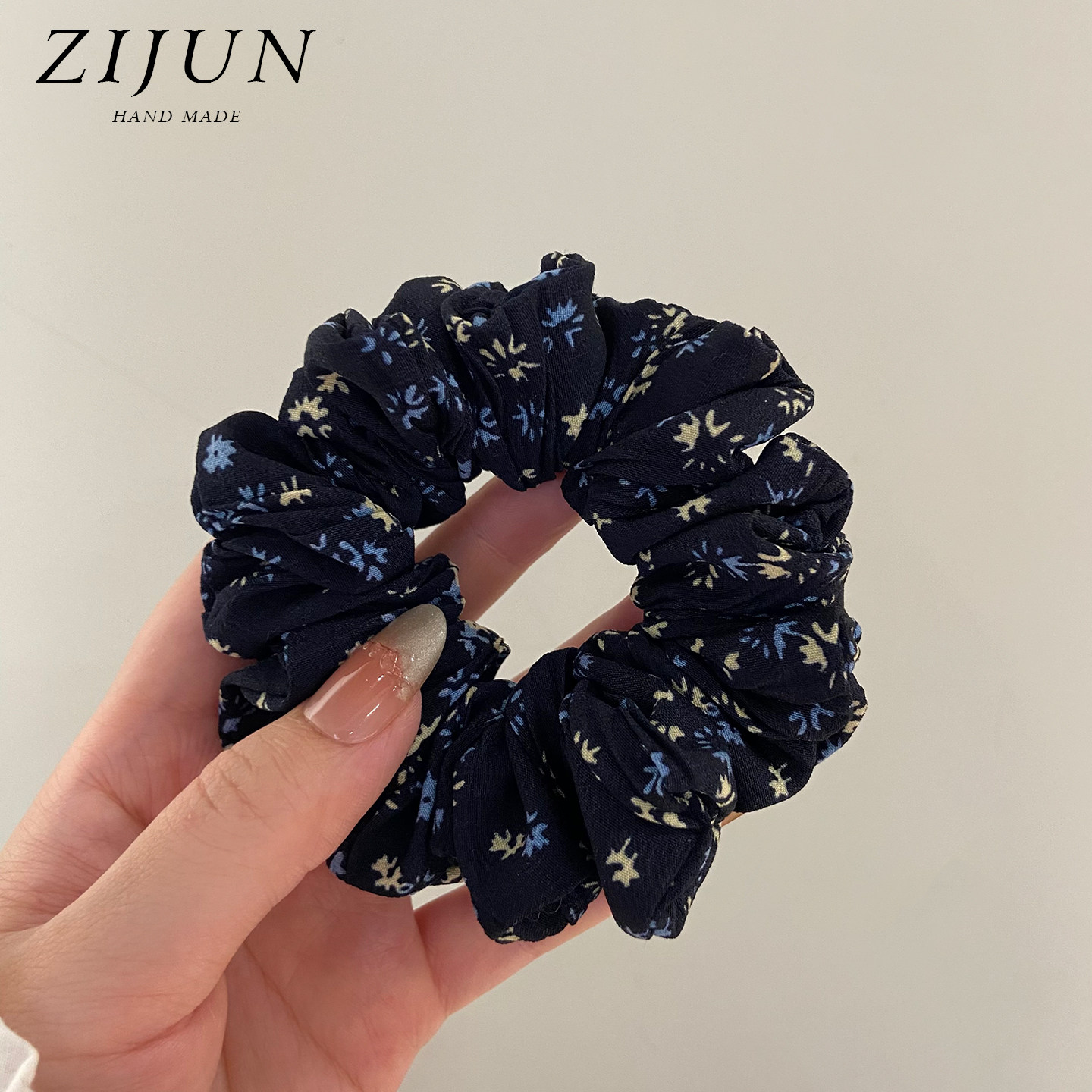 复古藏青小兰花发圈头绳女高级感褶皱大肠圈森系皮筋扎头洋气发绳,饰品/流行首饰/时尚饰品新,发饰,淘宝优惠券,粉丝福利购,淘宝优惠卷