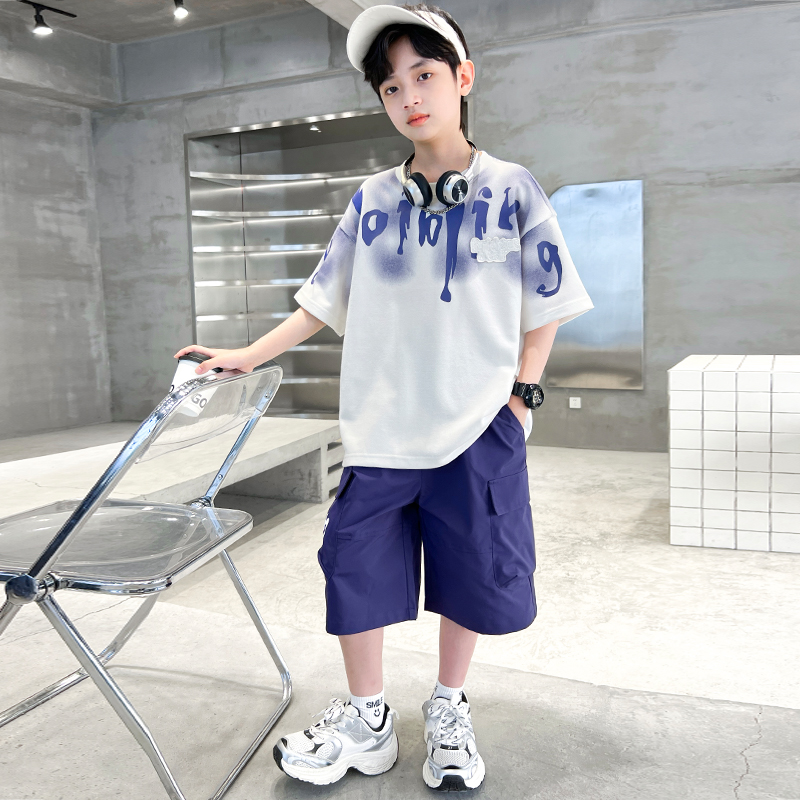 儿童套装夏季新款男童两件套中大童衣服男孩休闲短袖夏天男生潮酷