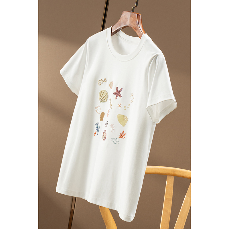 WW¥秒!春天家法柜设计师款贝壳刺绣圆领正肩短袖T恤女62C2