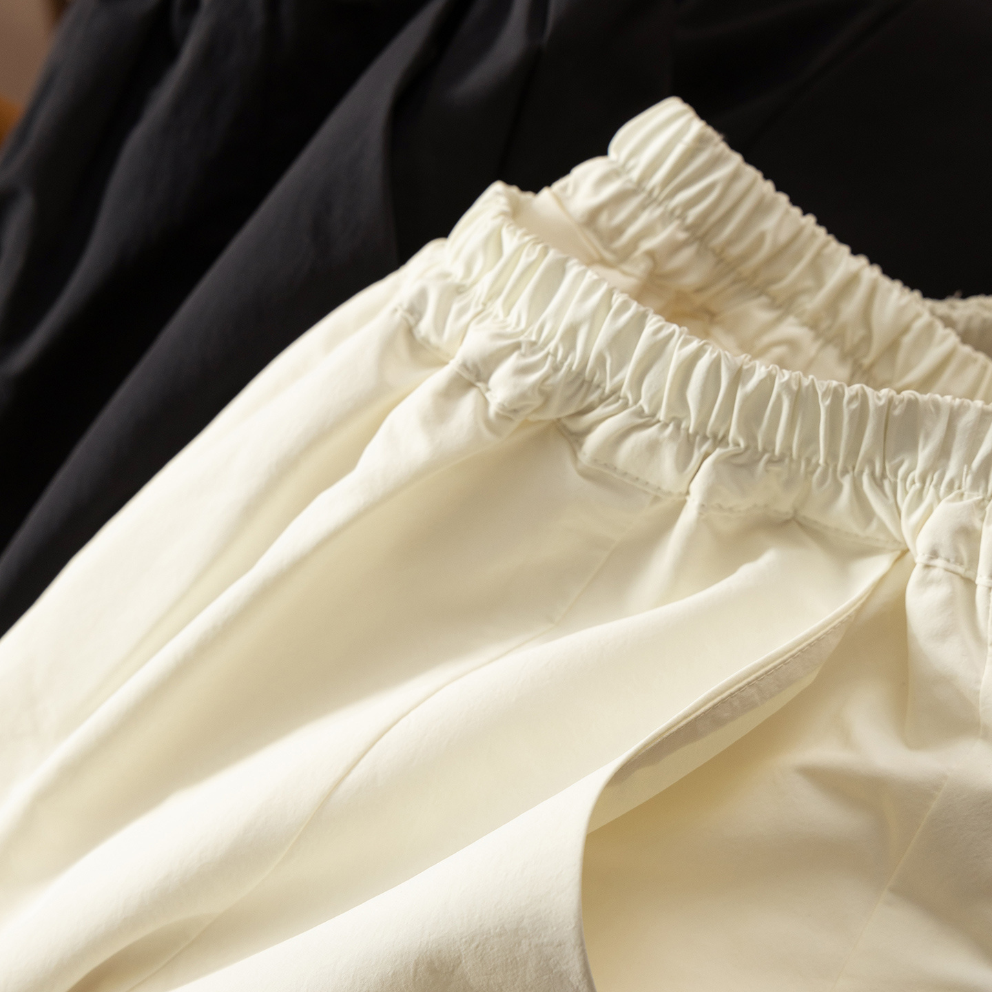 法柜90白鹅绒弯刀香蕉九分羽绒裤