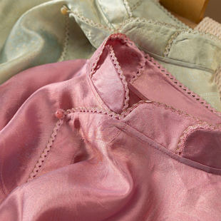 H春上7号 粉黛 轻奢新中式真丝流光绸提花立领斜襟衬衫D女06L1