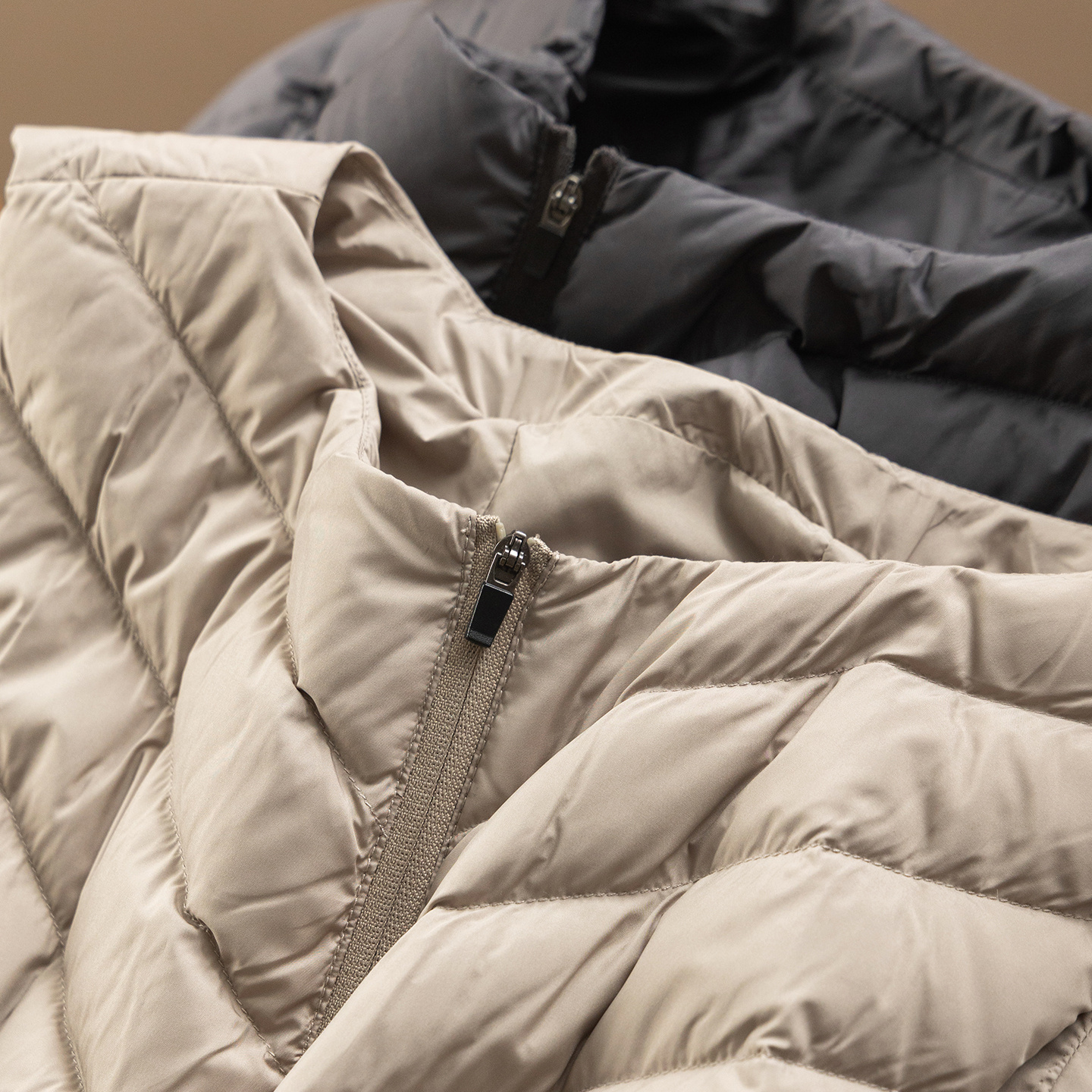 法柜90鸭绒羽绒服马甲外套两件套